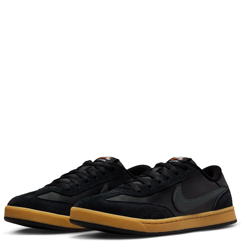Nike Men's SB FC Classic Skate Shoes Youth Vibe