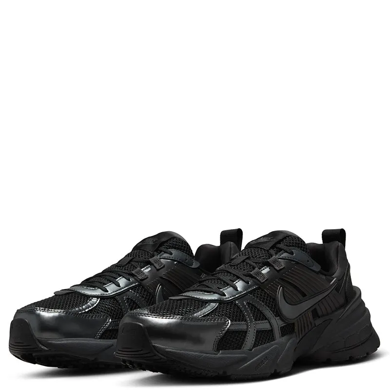 Morning Stride Flexible   outsole Nike Men's V2k Run