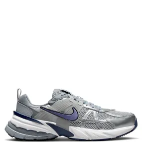 Stay Stylish Nike Men's V2k Run