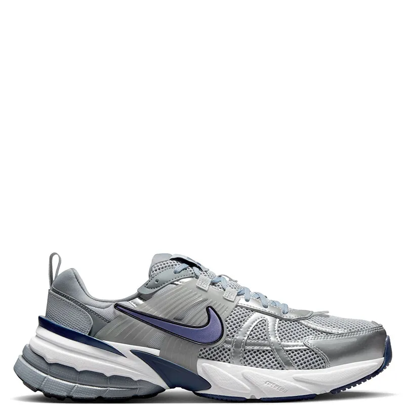 Stay Stylish Nike Men's V2k Run