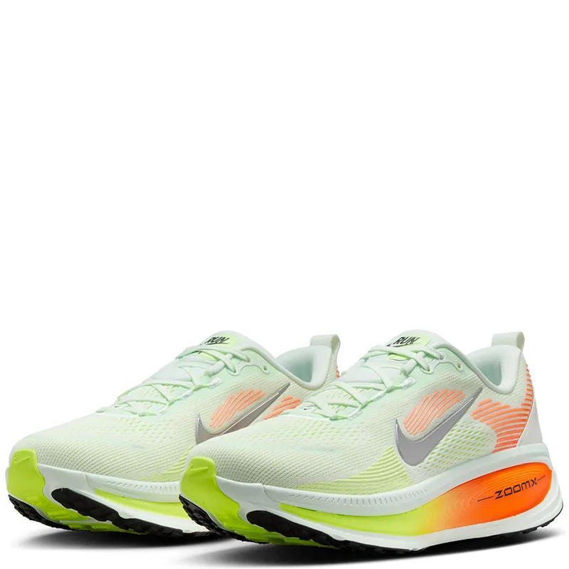 Nike Men's Vomero 18 Light Layers