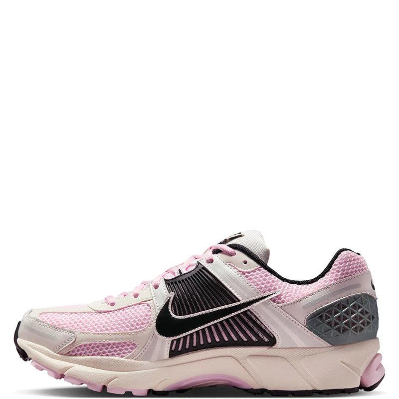 Nike Men's Zoom Vomero 5 Seamless Design