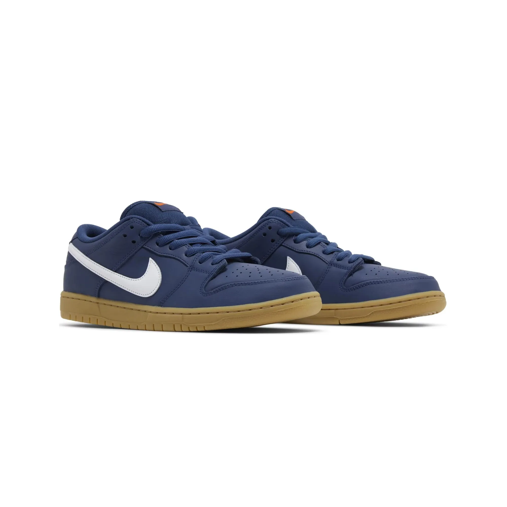 Nike SB Dunk Low 'Navy Gum' (2024) Neutral Stance Body Support