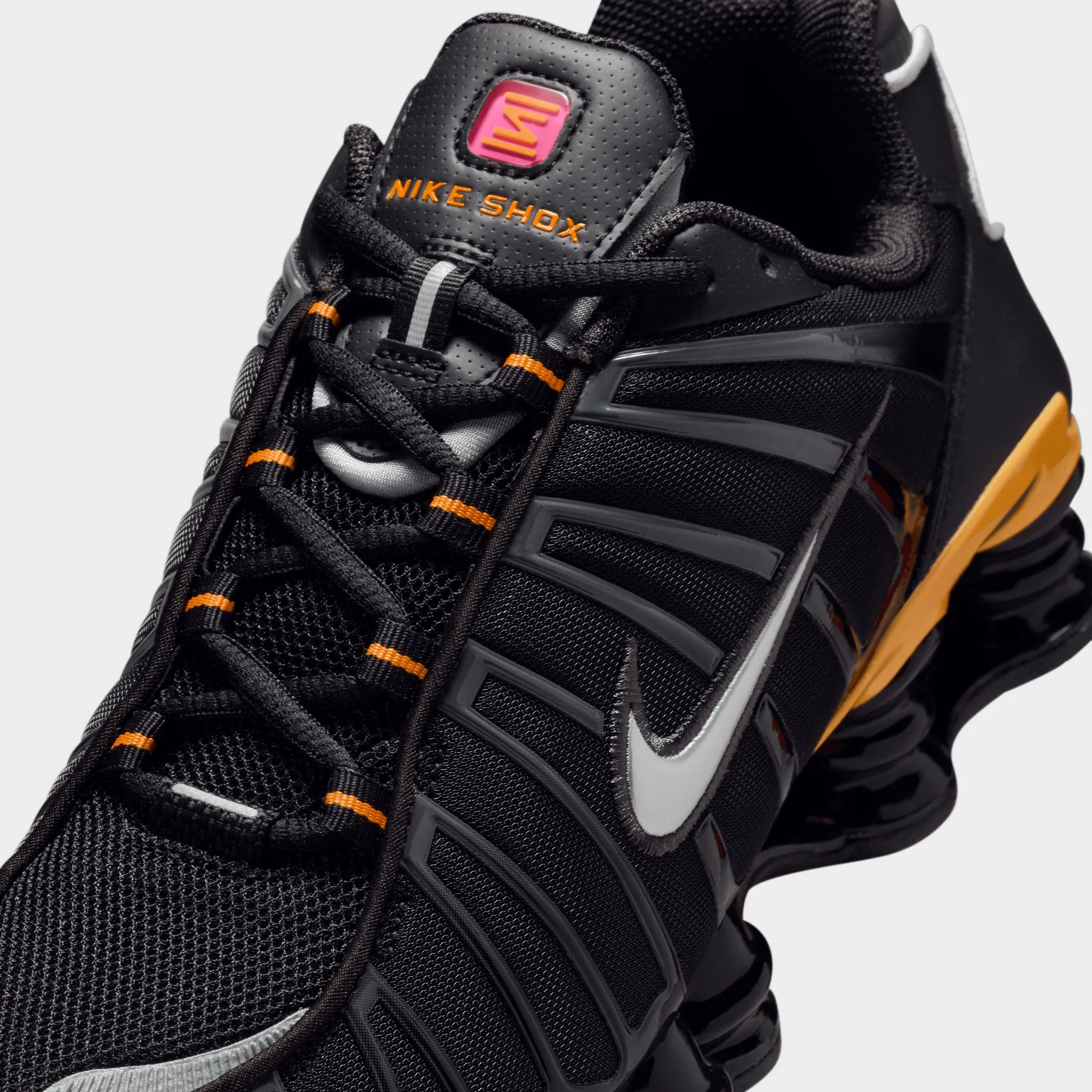 Pace Support Nike Shox TL Black / Metallic Silver - Varsity Maize