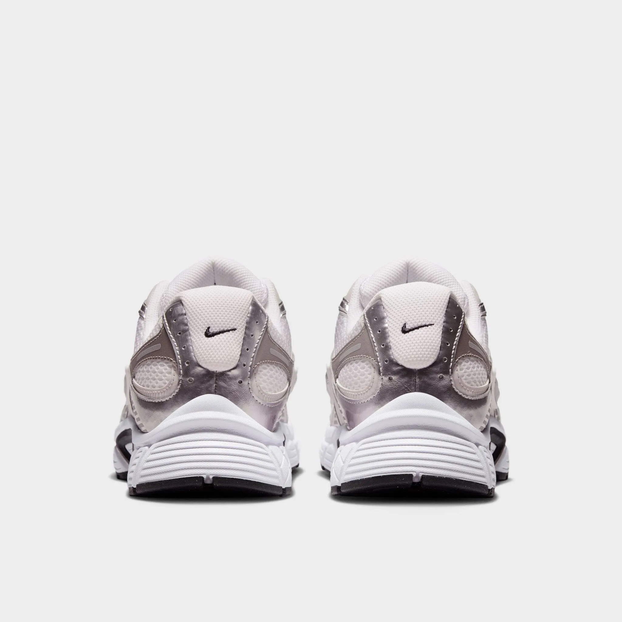 Nike V5 RNR White / Black Flexible Torsion System Modern Street