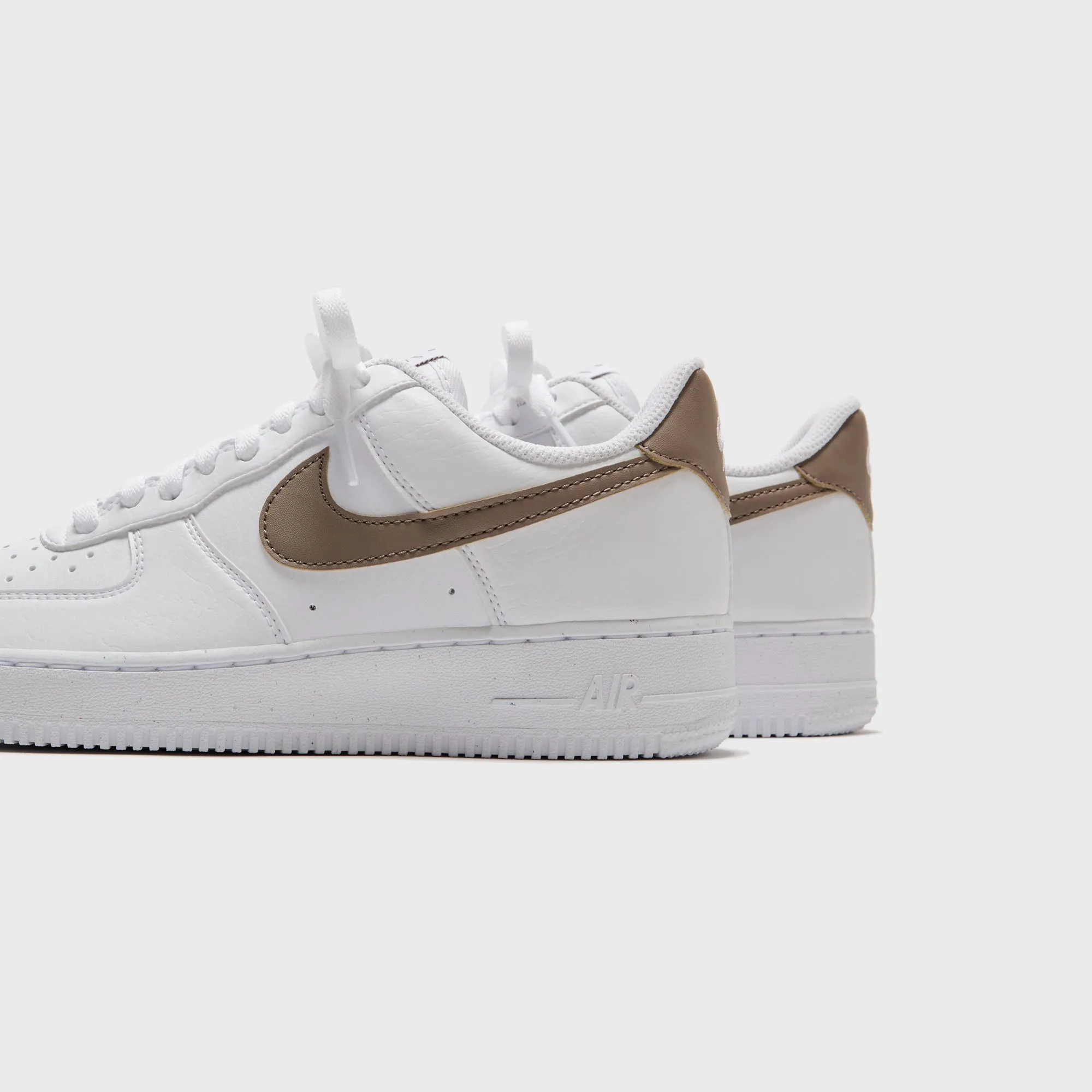 Free Flex Groove Design Nike WMNS Air Force 1 `07 Next - Nature White / Mink Brown