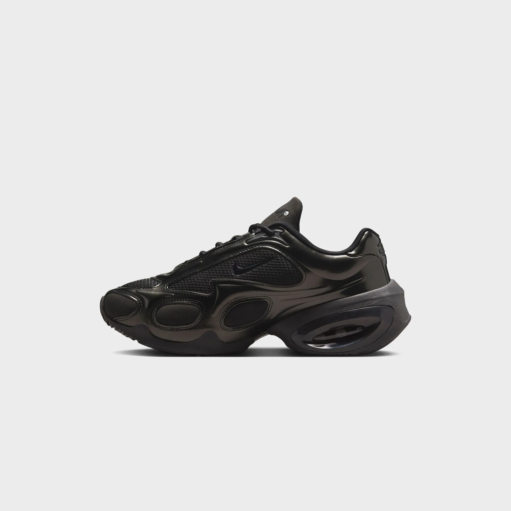 Nike WMNS Air Max Muse - Black / Metallic Silver Fast Action