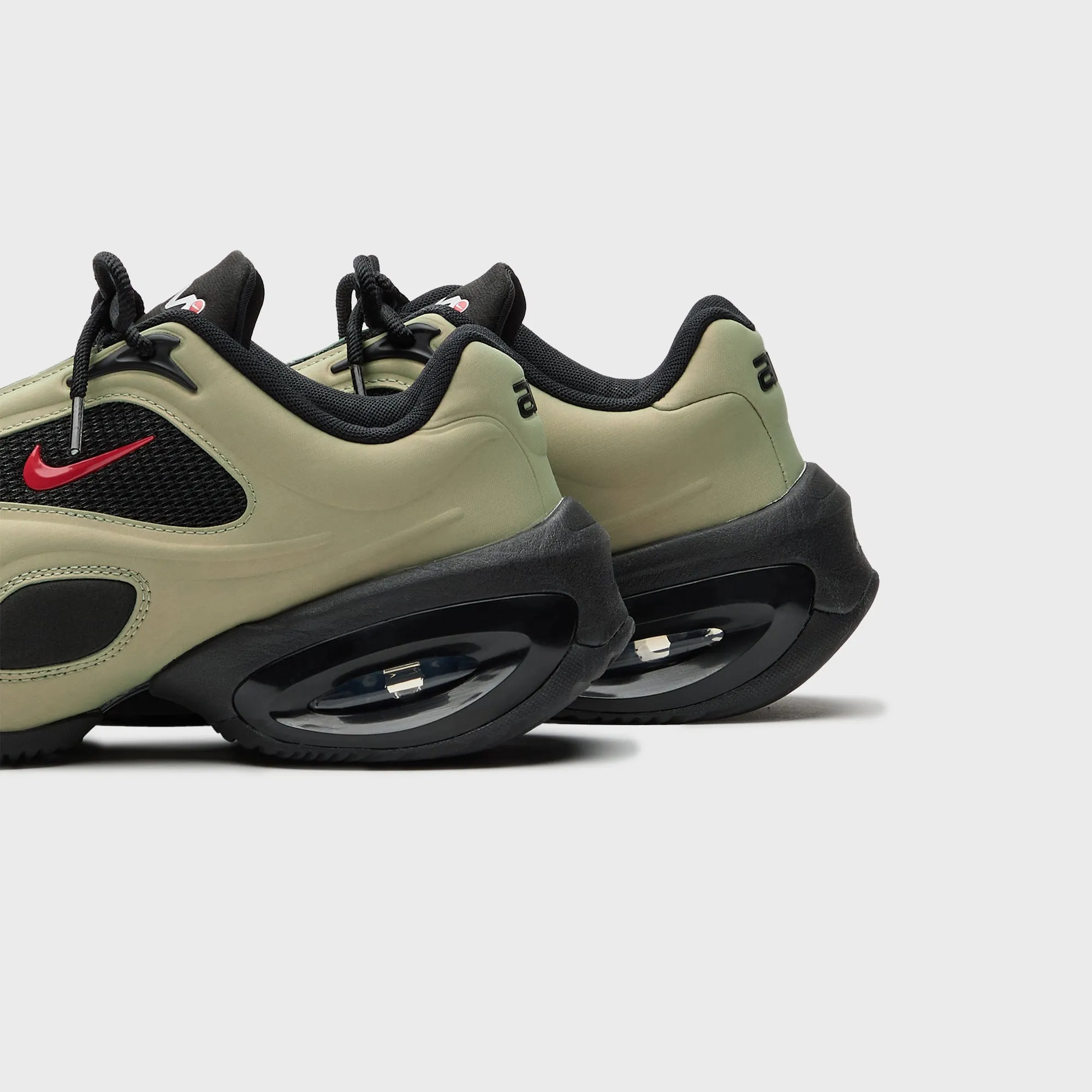 Nike WMNS Air Max Muse - Black / Oil Green Plush Cushion