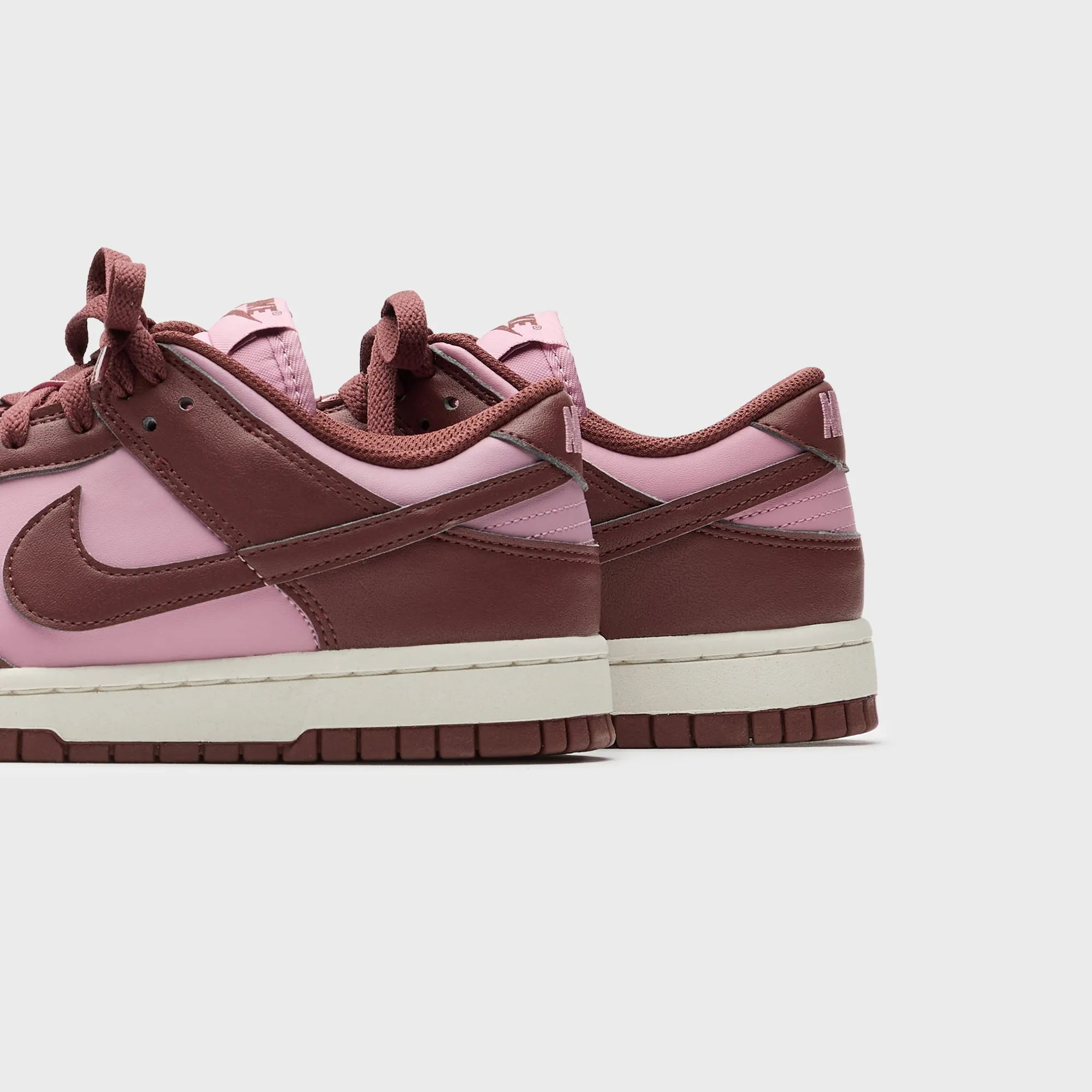Style Move Nike WMNS Dunk Low Next Nature - White / Elemental Pink