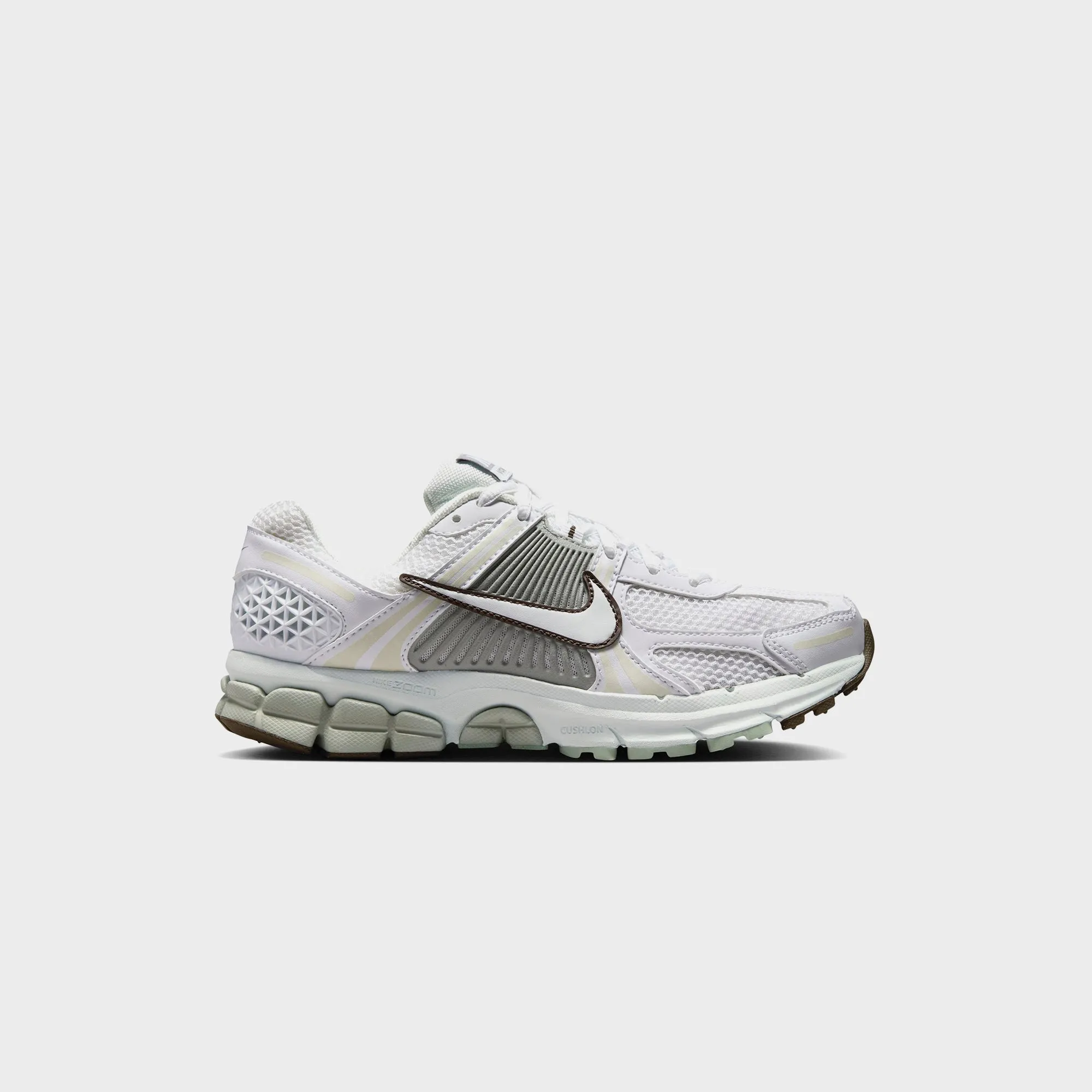 All-day breathability Nike WMNS Zoom Vomero 5 - Summit White / Light Smoke Grey / Jade Horizion