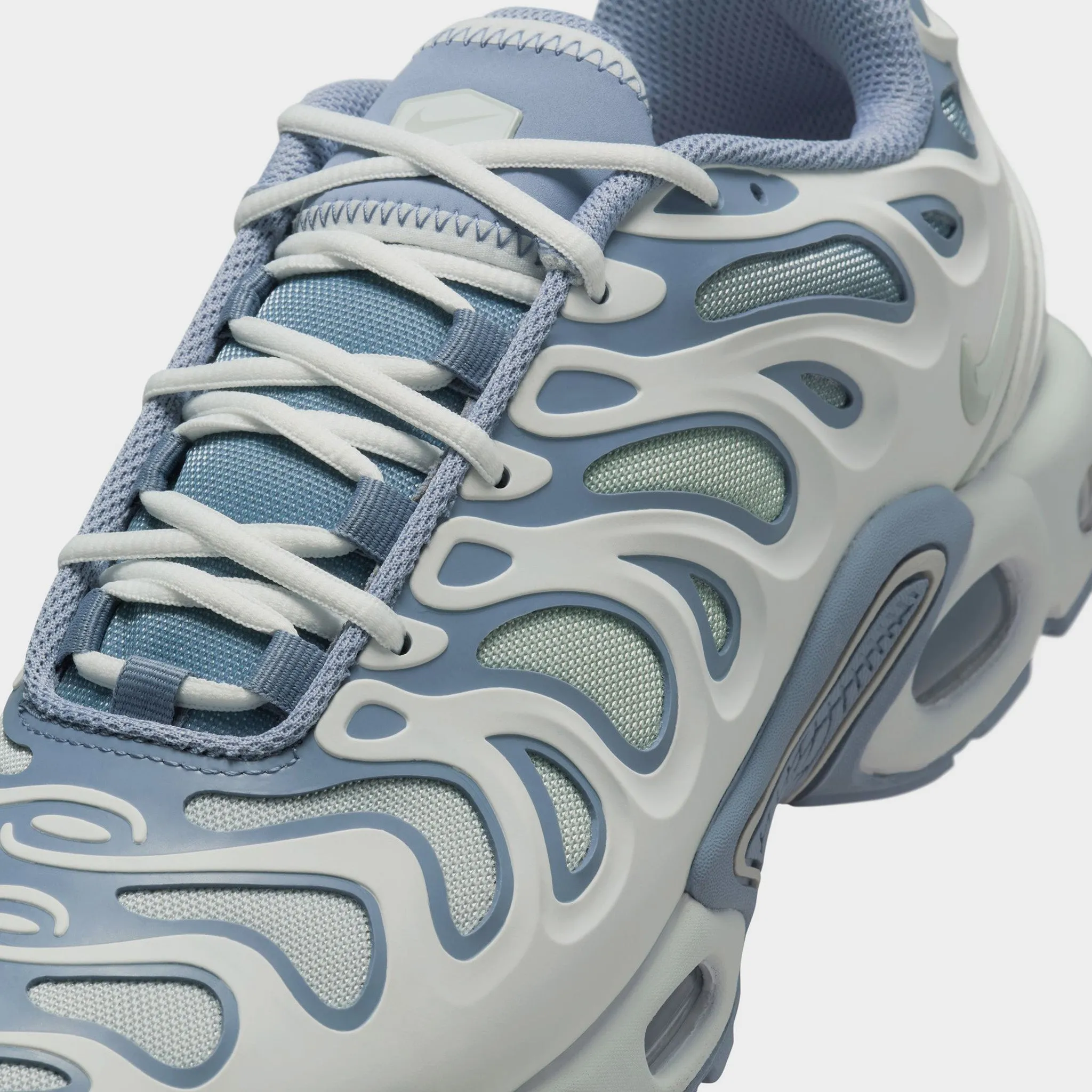 Nike Women's Air Max Plus Drift Summit White / Ashen Slate - Light Silver Light Reflective High Comfort