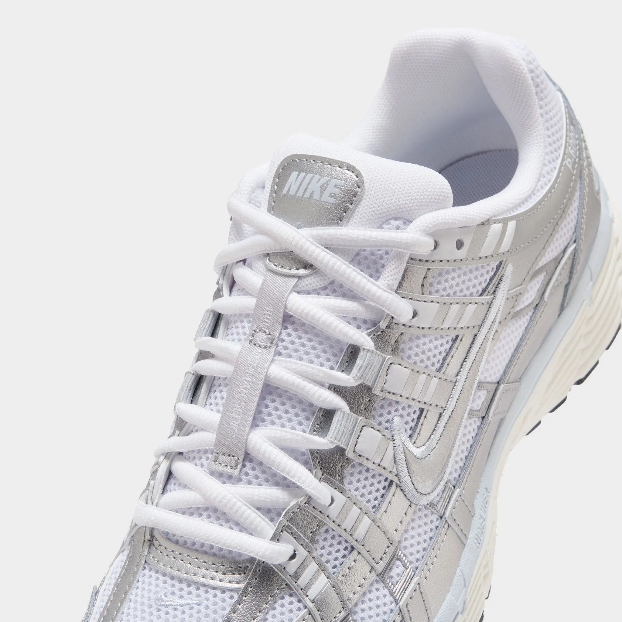 StylishAppearance Jump High Nike Women's P-6000 White / Metallic Silver - Blue Tint