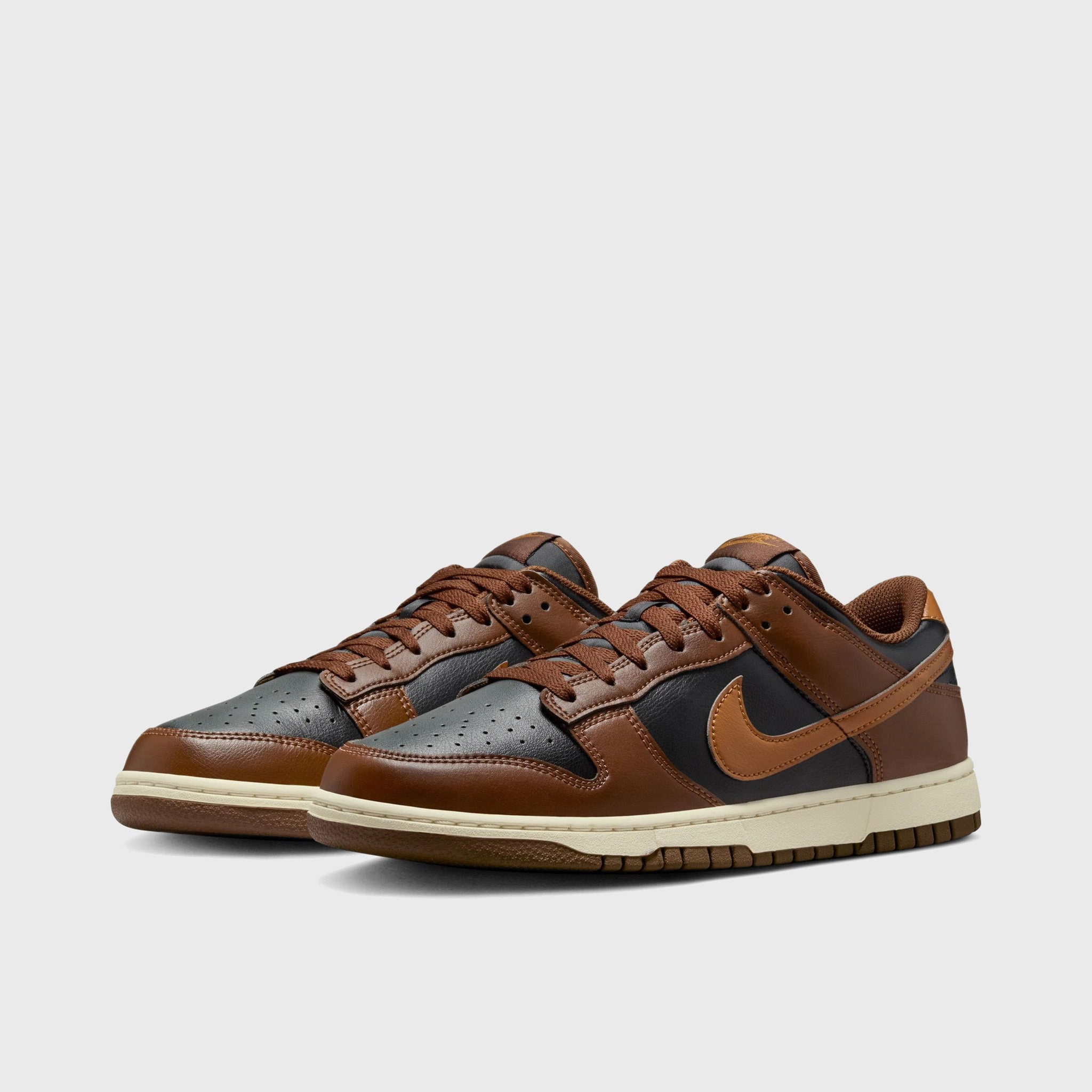 Vibrant Look Functional Edge Nike Dunk Low Black / British Tan - Cacao Wow