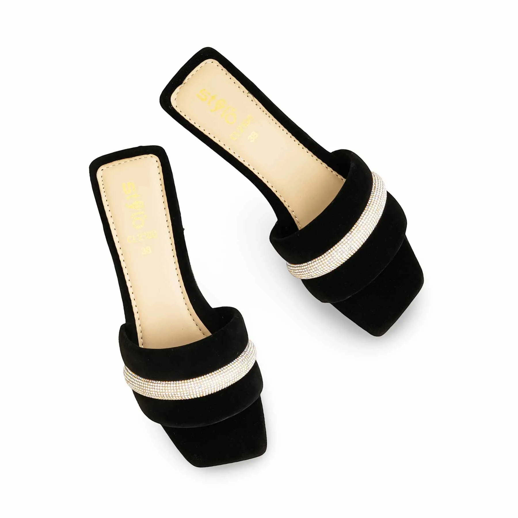 Black Casual Slipper For Ladies CL2100 Versatile Support