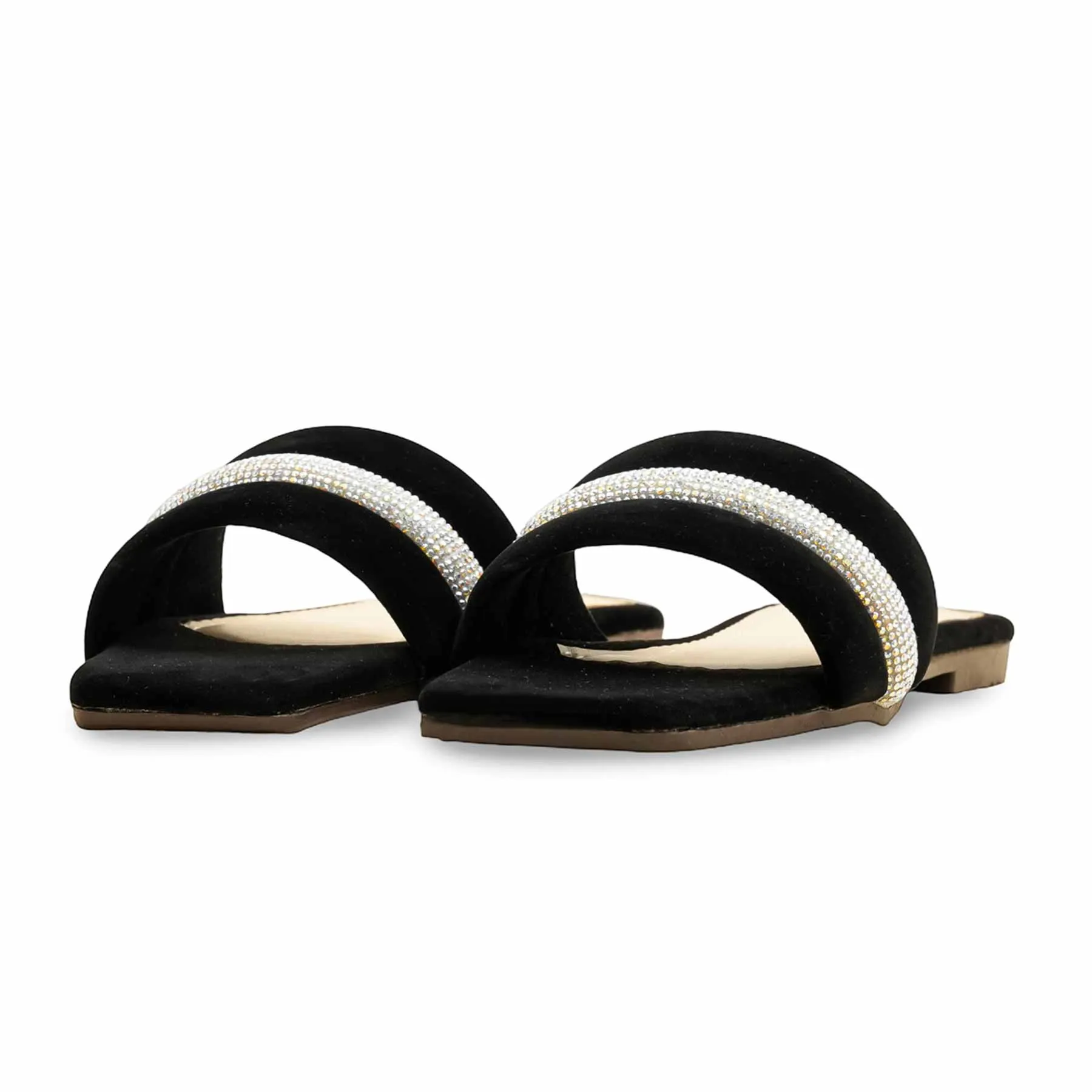 Runway Step Black Casual Slipper For Ladies CL2100