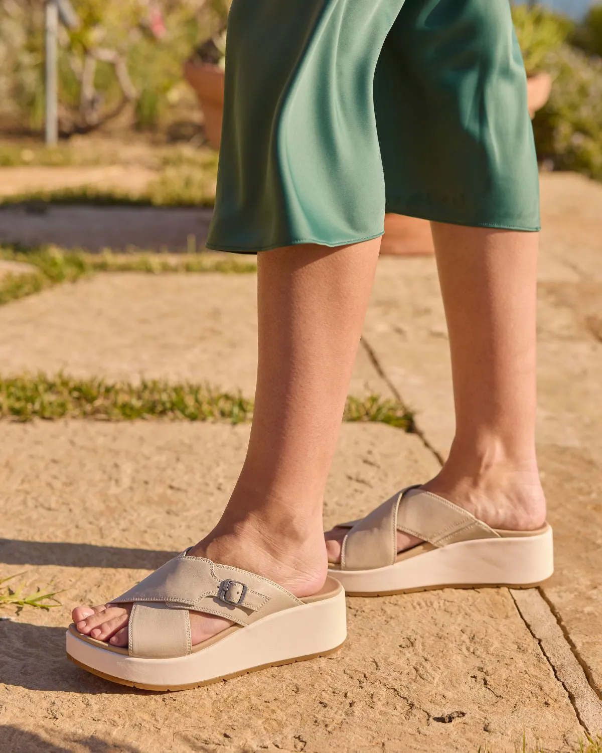 Solstice Cross Slide Metatarsal Chic Beach Shoes Back to Nature