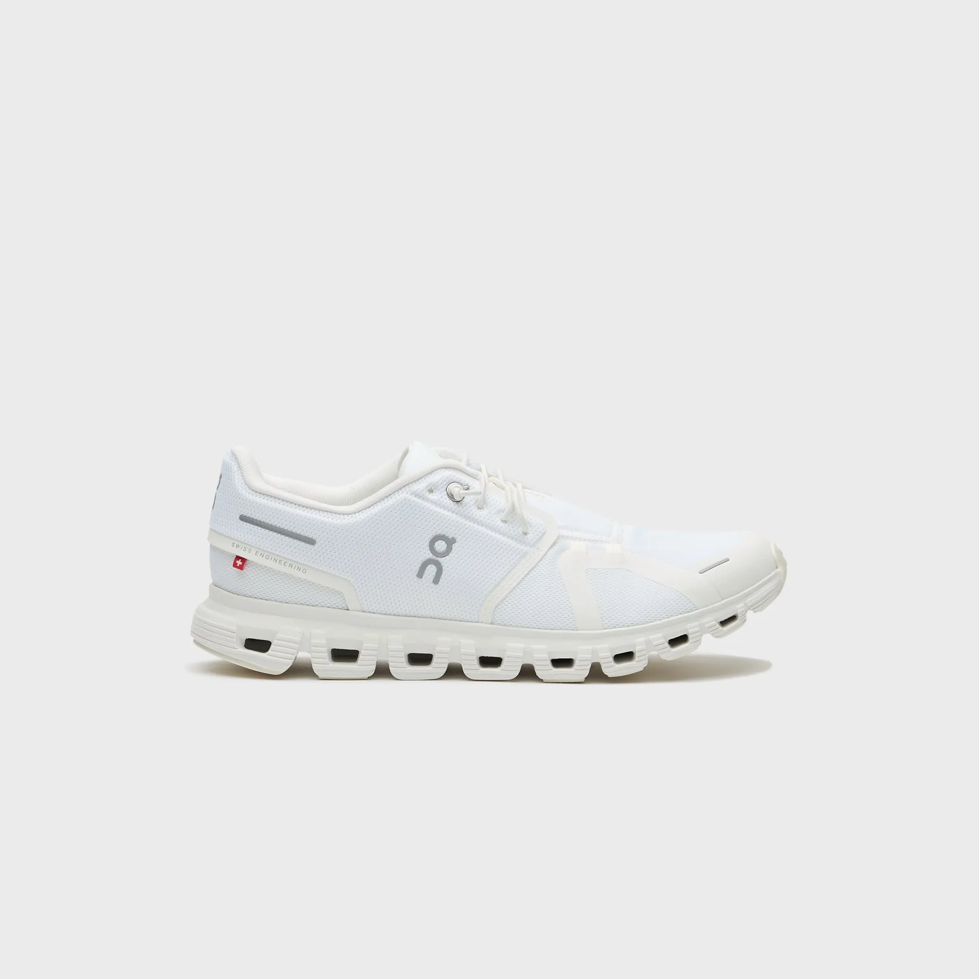 On Running WMNS Cloud 6 - White Sport Driven