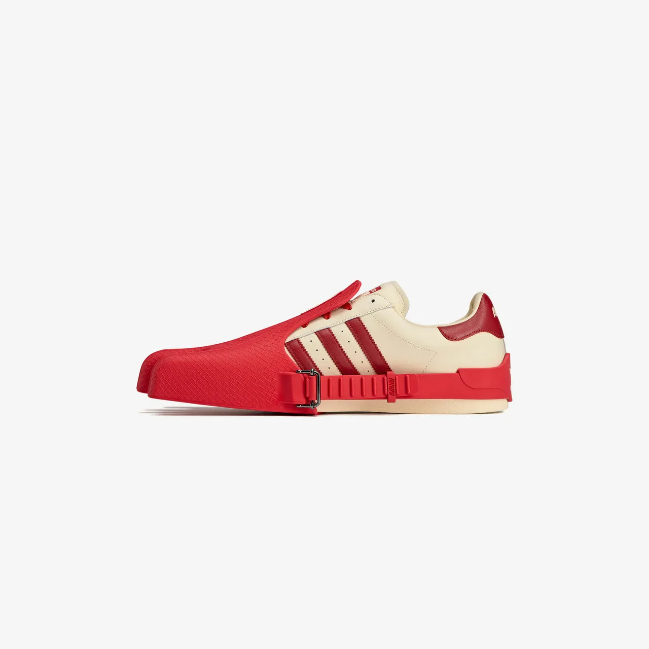 Wmns Superfinger Superstar x Avavav Well Cushioned Lace Loop