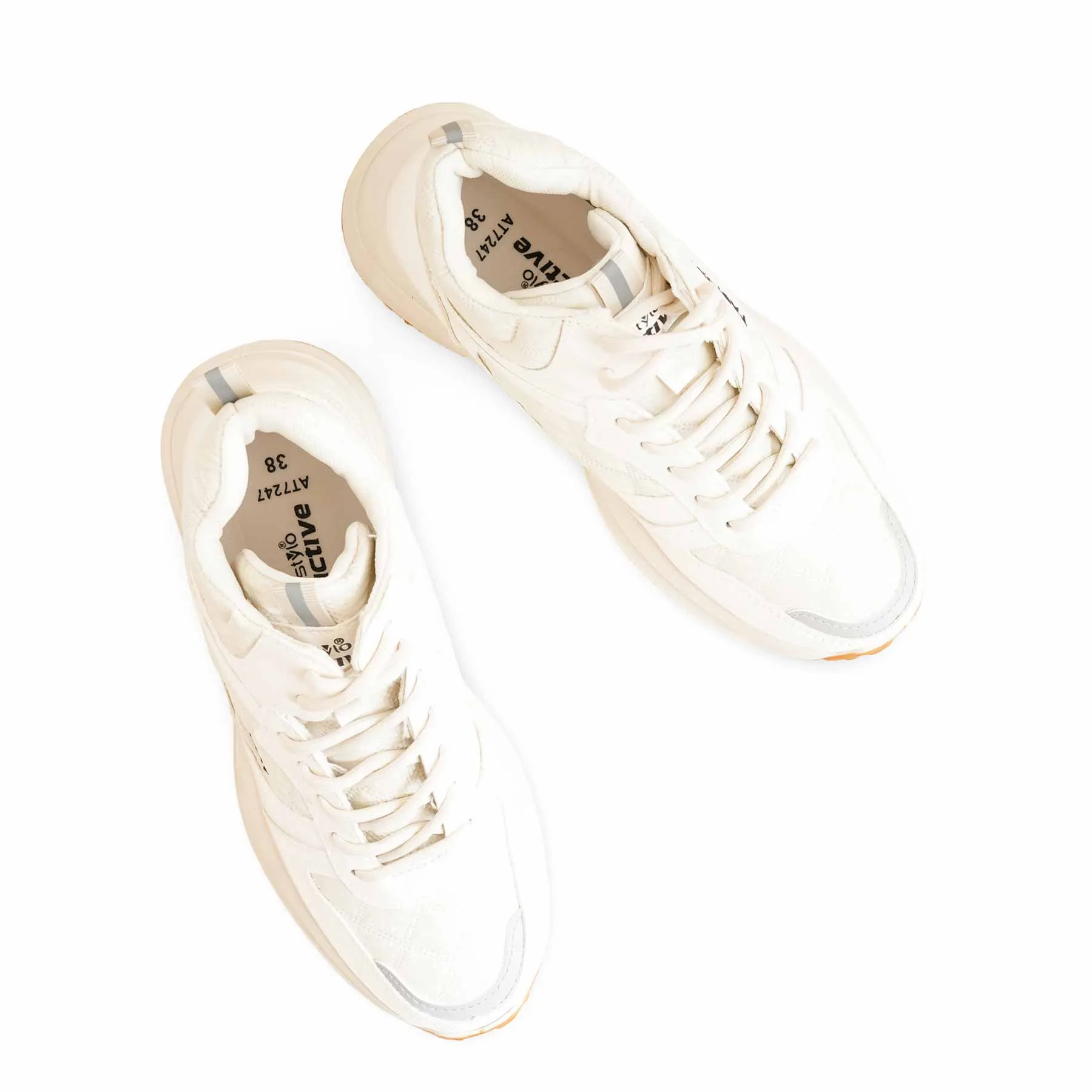 Ergonomic form Beige Casual Sneaker AT7246