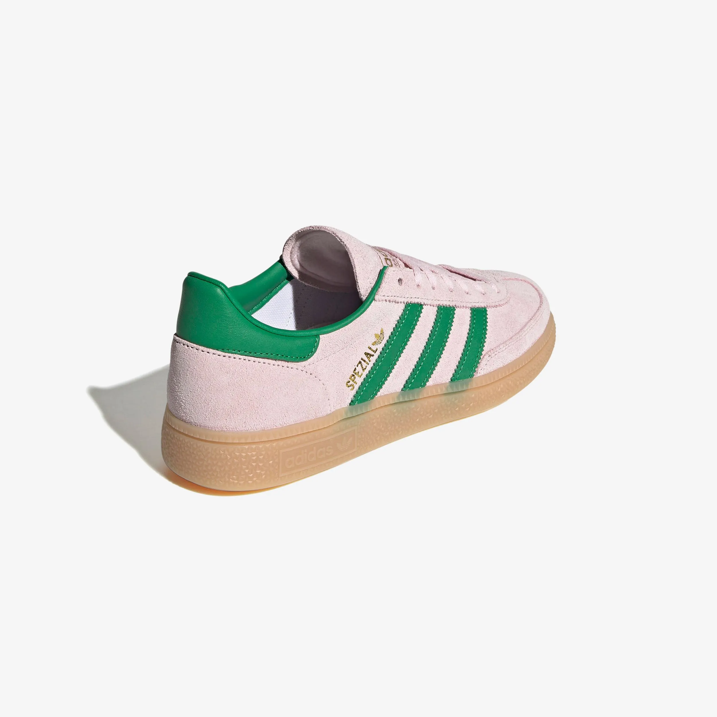 Enhanced silhouette Airflow Ventilation Channels Wmns Handball Spezial
