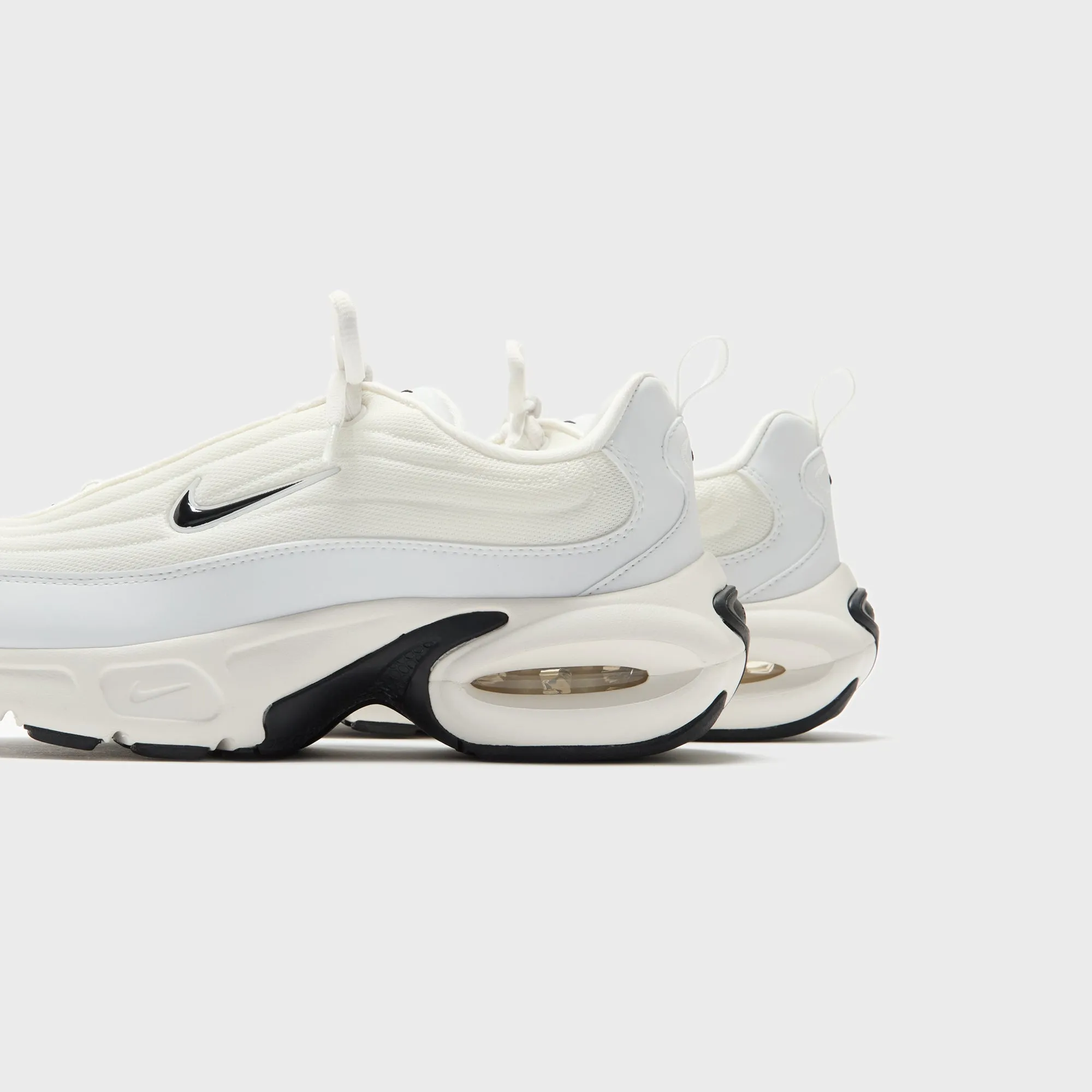 Nike WMNS Air Max Portal - Summit White / Sail / Black Ultimate look