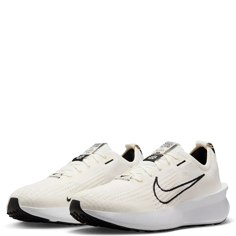 Walk in Style Plain Hike Nike Men's Interact Run