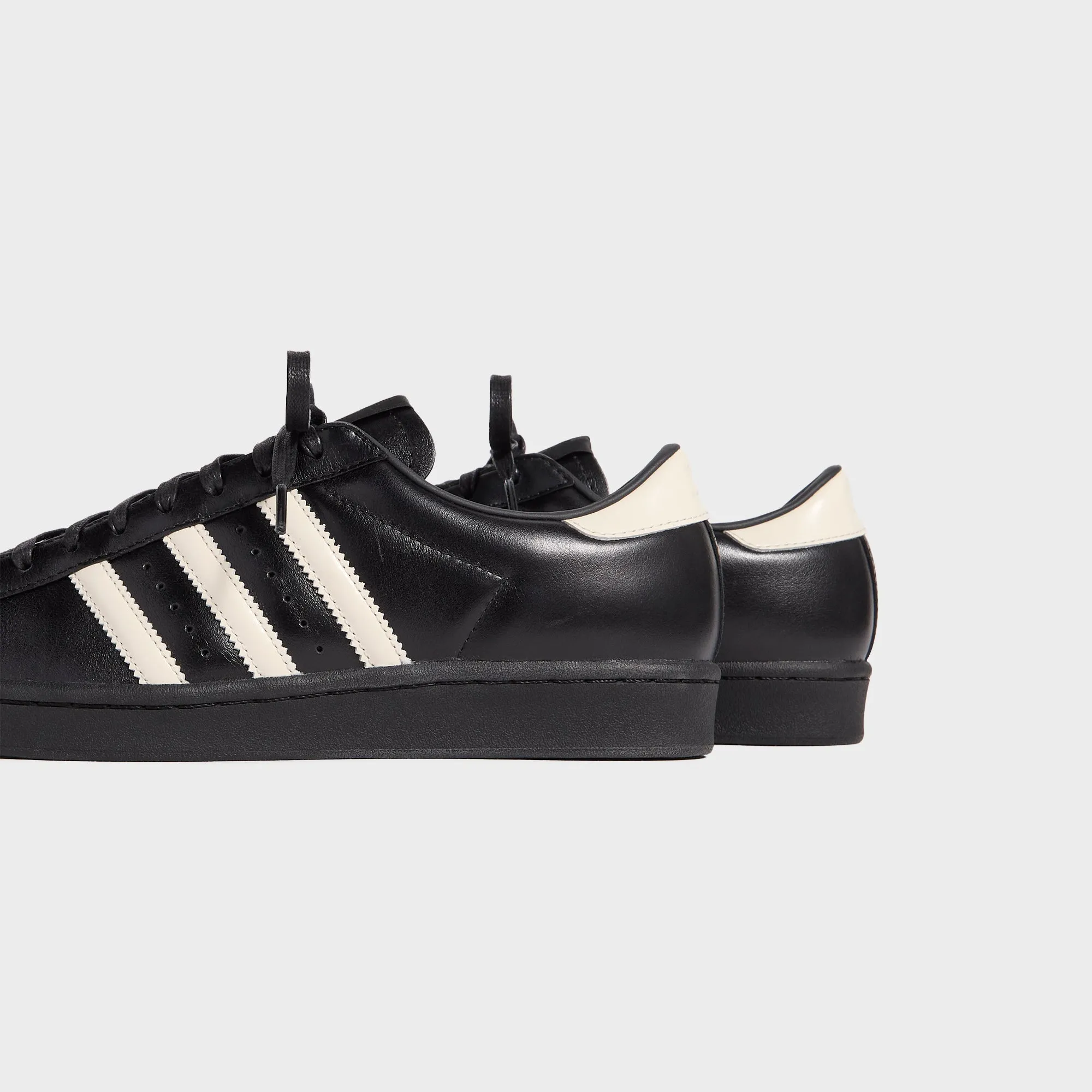 Shock Dispersing Plate Ronnie Fieg for adidas Originals Superstar Vintage MiG - Black / White / Silver