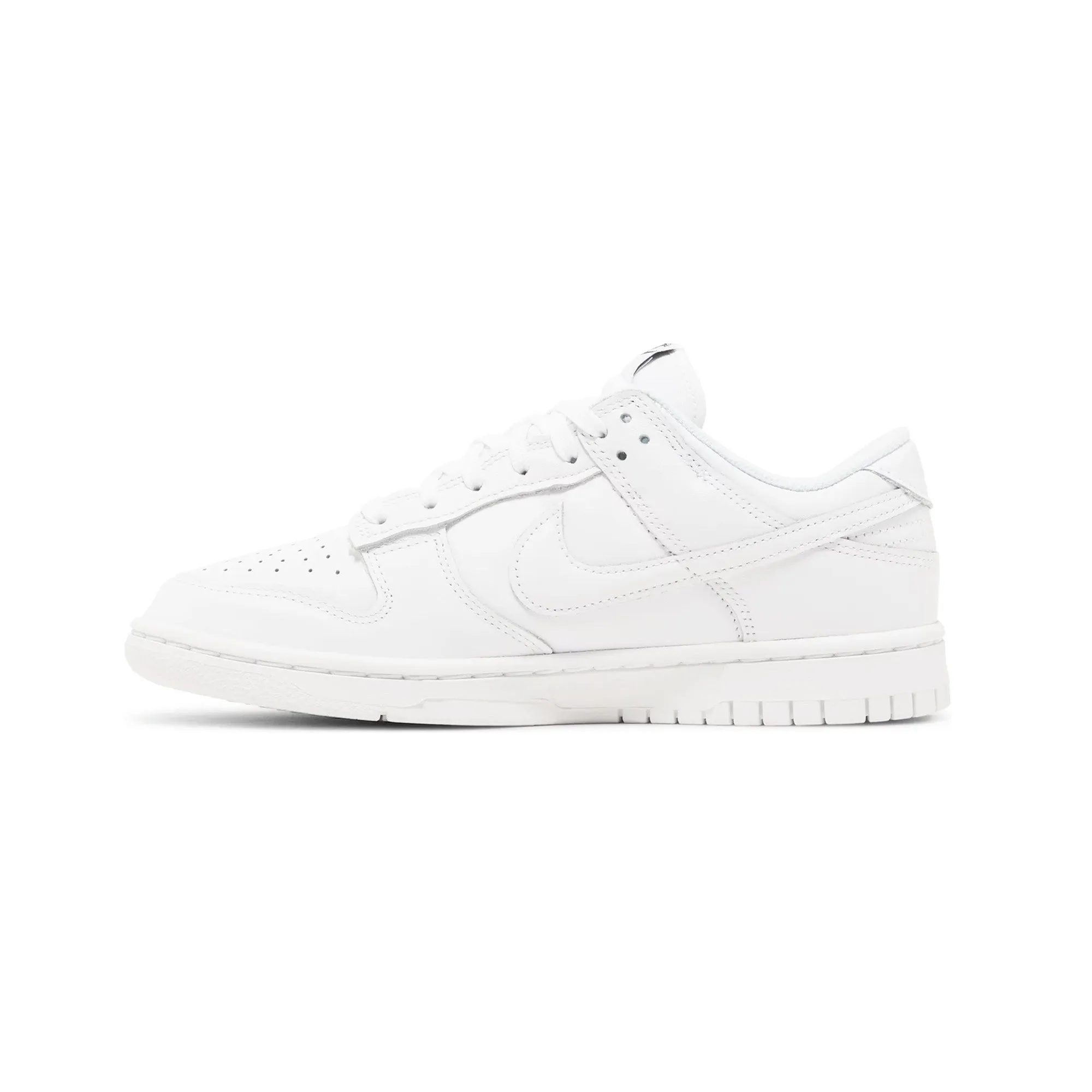 Multi Outfit Nike Dunk Low 'Triple White' Women's (2021)