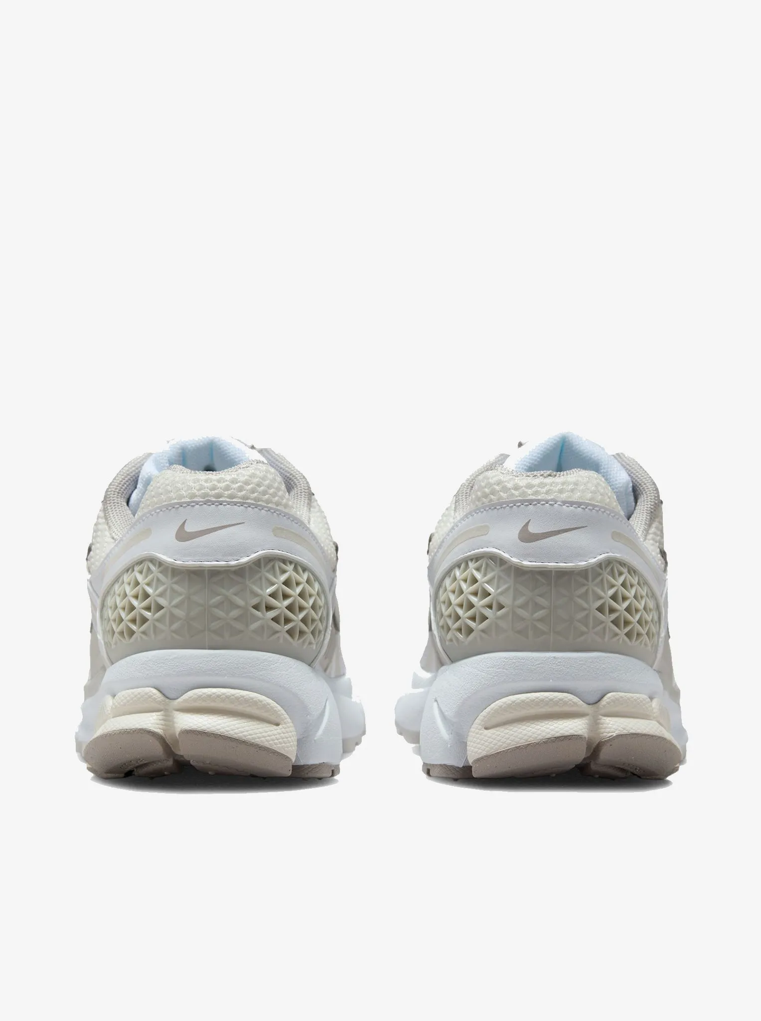 Zoom Vomero 5 Womens Supportive sole Ergonomic Heel Counter