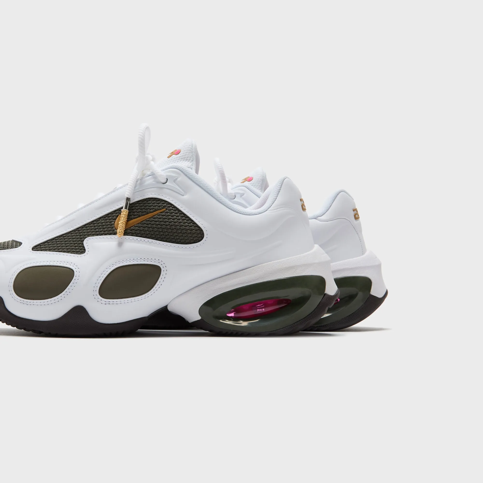 Nike WMNS x Veneda Carter Air Max Muse - White / Cargo Khaki / Velvet Brown / Hyper Pink Stretch Step Energy Returning Midsole