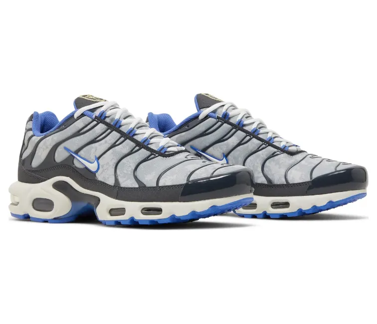 Men's Nike Air Max Plus TN (World Cup) Light Motion Foam Cushioning Layer