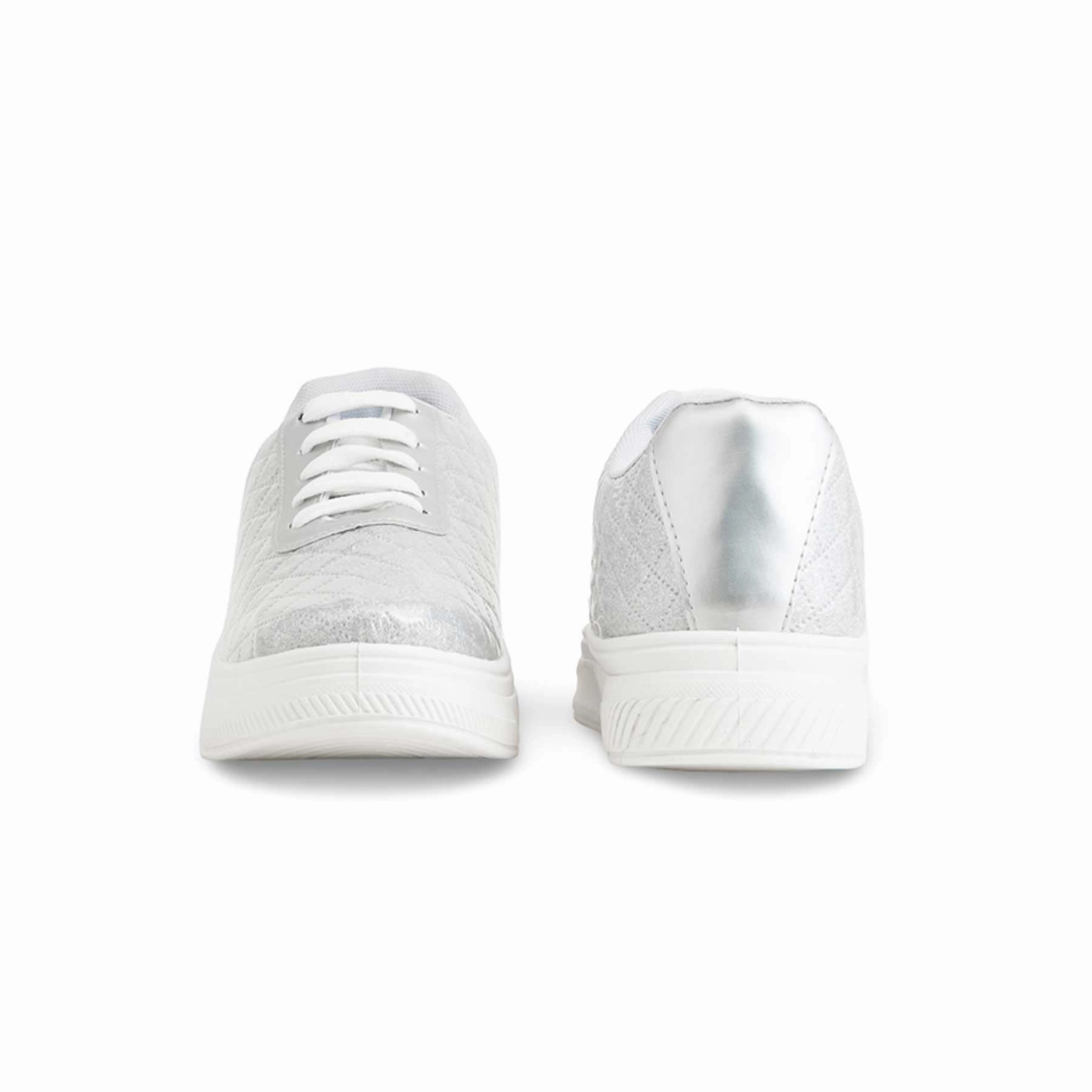 Durable Lining Trail Performance Silver Casual Women Sneaker AT7406