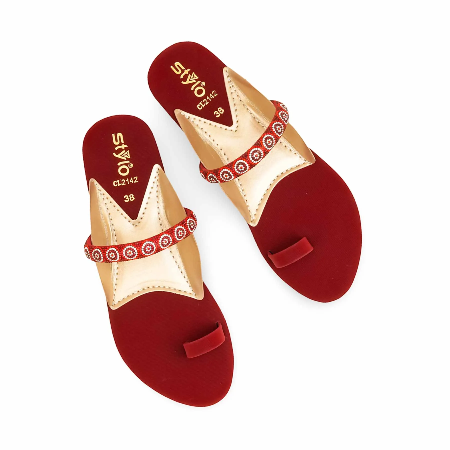 Maroon Casual Chappal For Ladies CL2142 Boutique Day Adjustable Sole