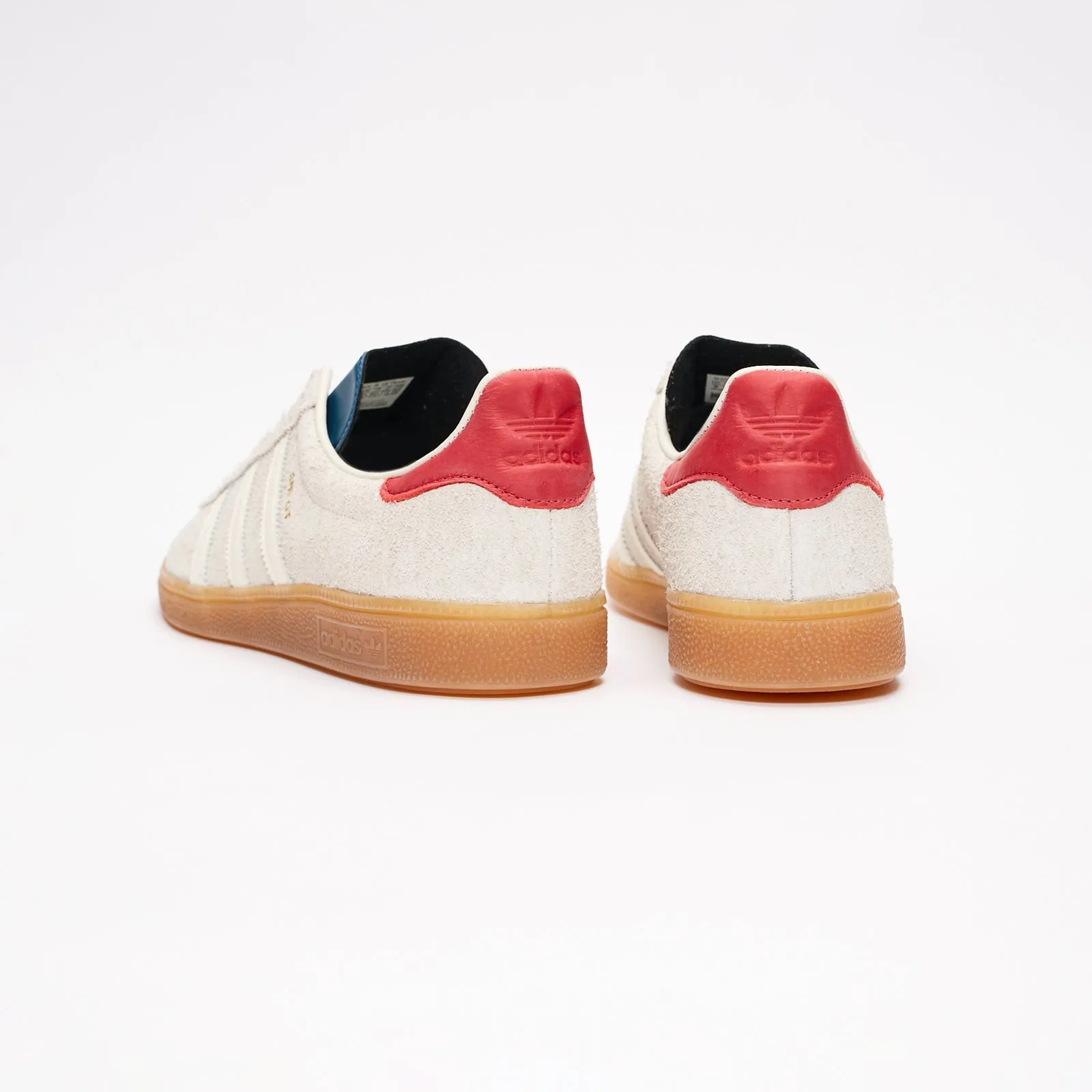 SNS GT Paris Sleek Shape Breathable piece