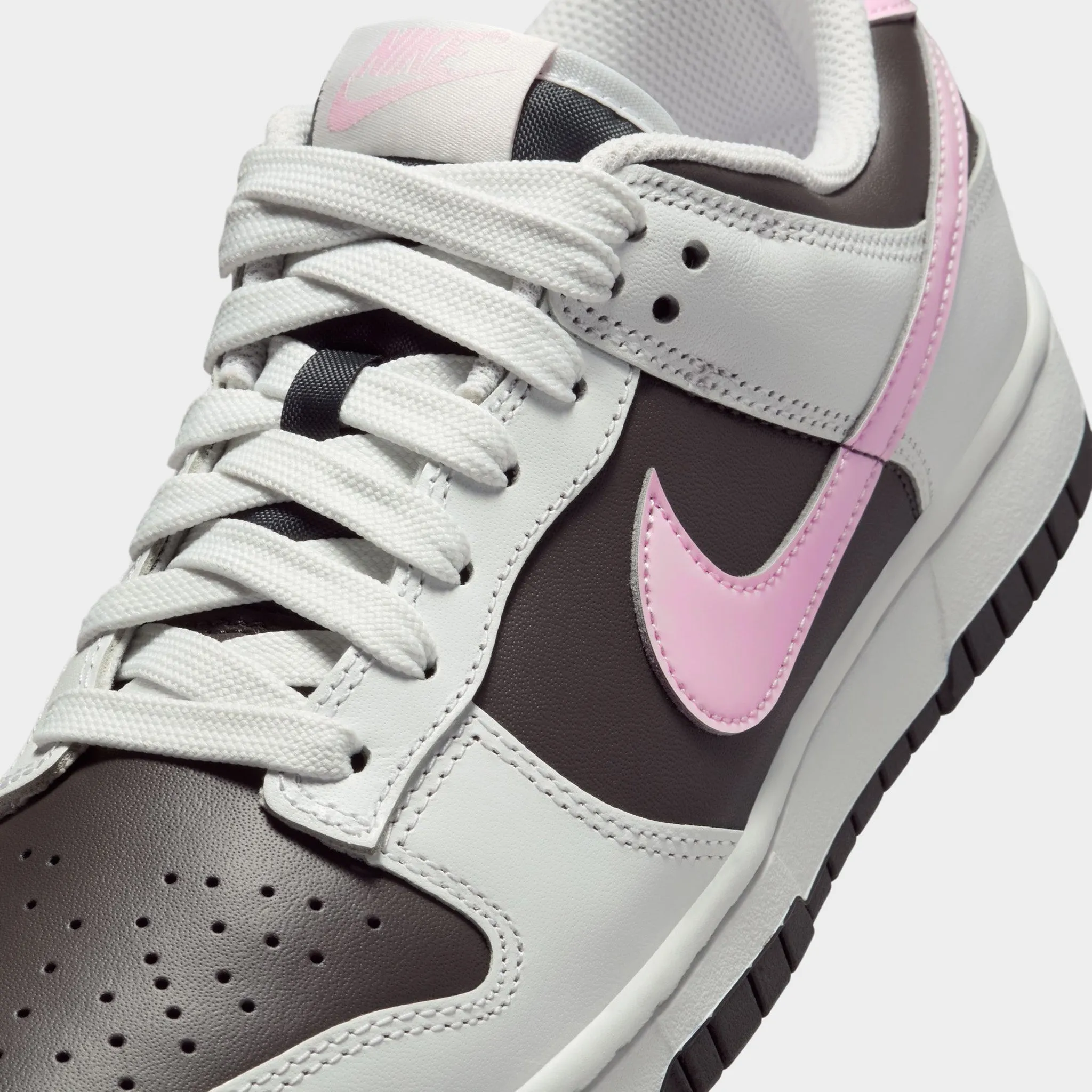 Nike Women's Dunk Low Summit White / Pink Foam - Medium Ash Padded flexibility