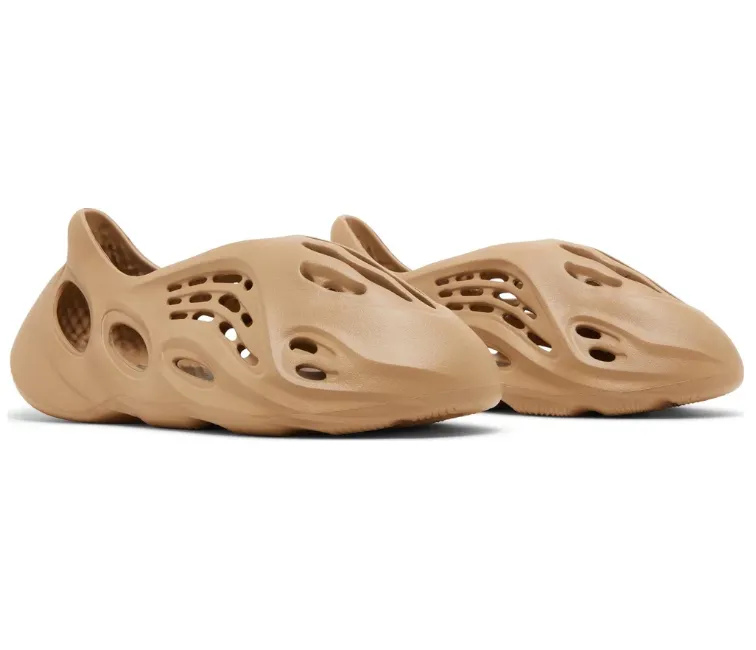 Professional Footwear Adidas Yeezy Foam Runner (Clay Taupe)