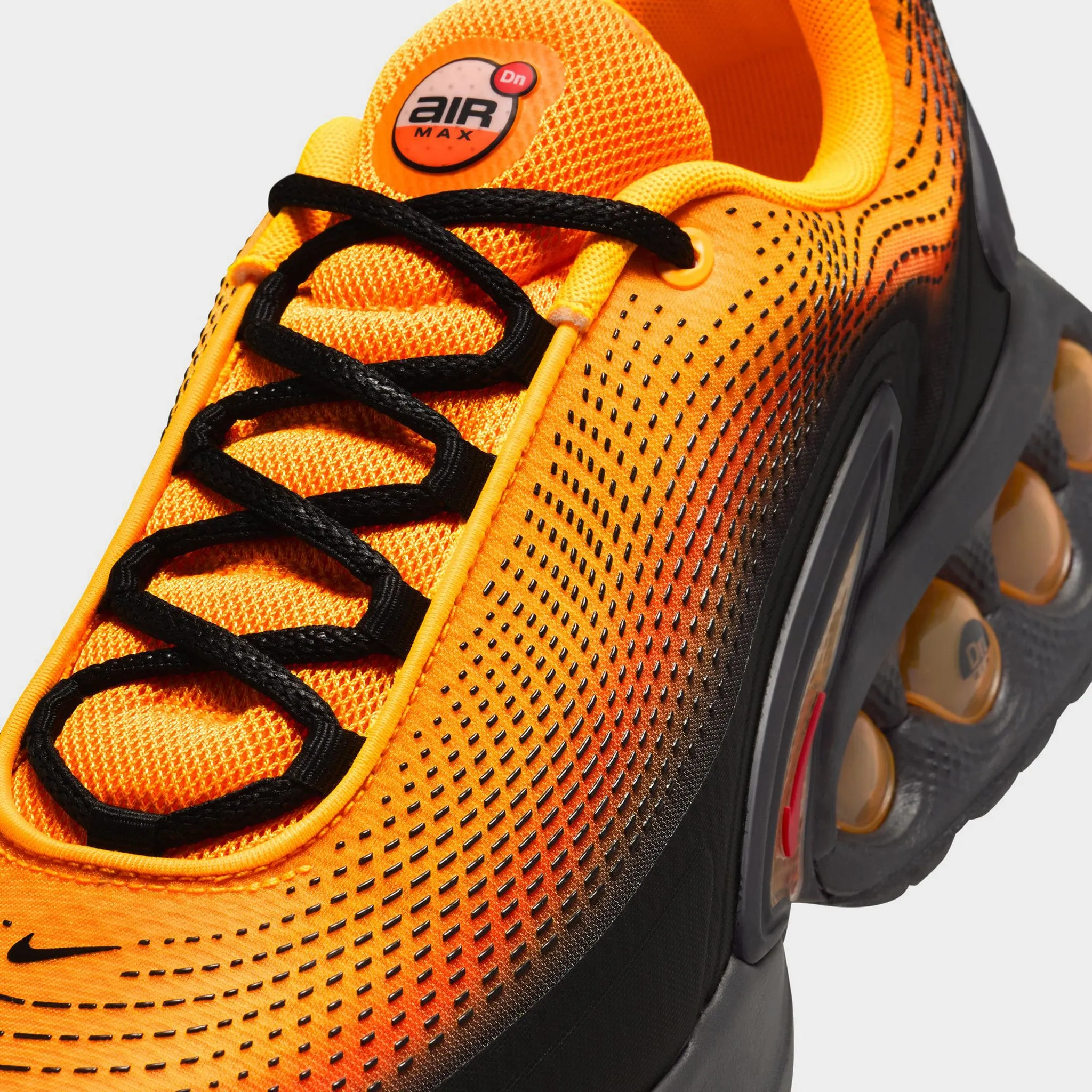Premium Technology Nike Air Max DN SE Laser Orange / Comet Red - Black