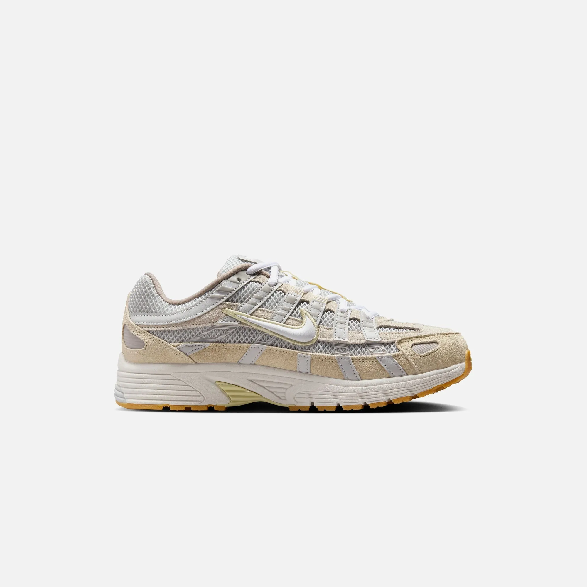Nike WMNS P-6000 - Photon Dust / White / Light Khaki Soft Tongue Design