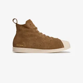 Long distance Micro Perforated Tongue Superstar Hi x Wales Bonner