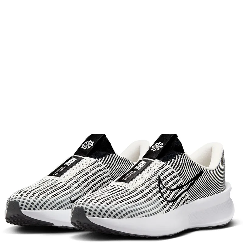 Nike Men's Interact Run EasyOn Quick Change