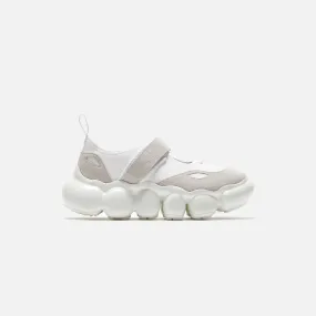 Ergonomic Heel Cup Knit texture Grounds Jewelry Mary Jane - White Gray