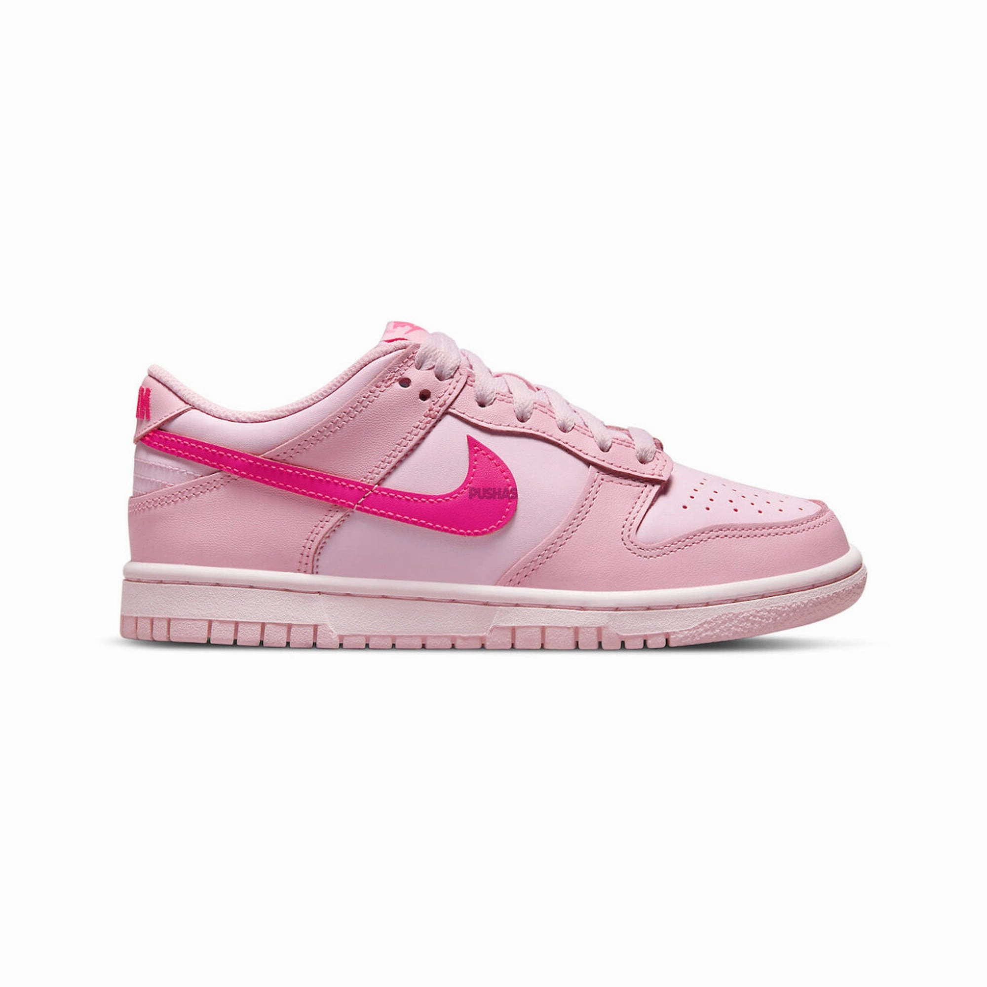 Plush traction Nike Dunk Low 'Triple Pink' GS (2022)