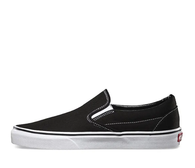 Vans Classic Slip-On (Black/White) Glam traction
