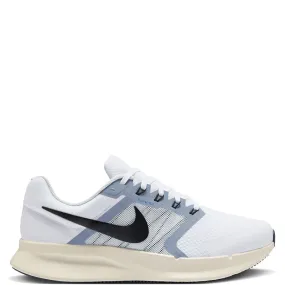 Explore City Boat shoes Nike Men's Run Swift 3