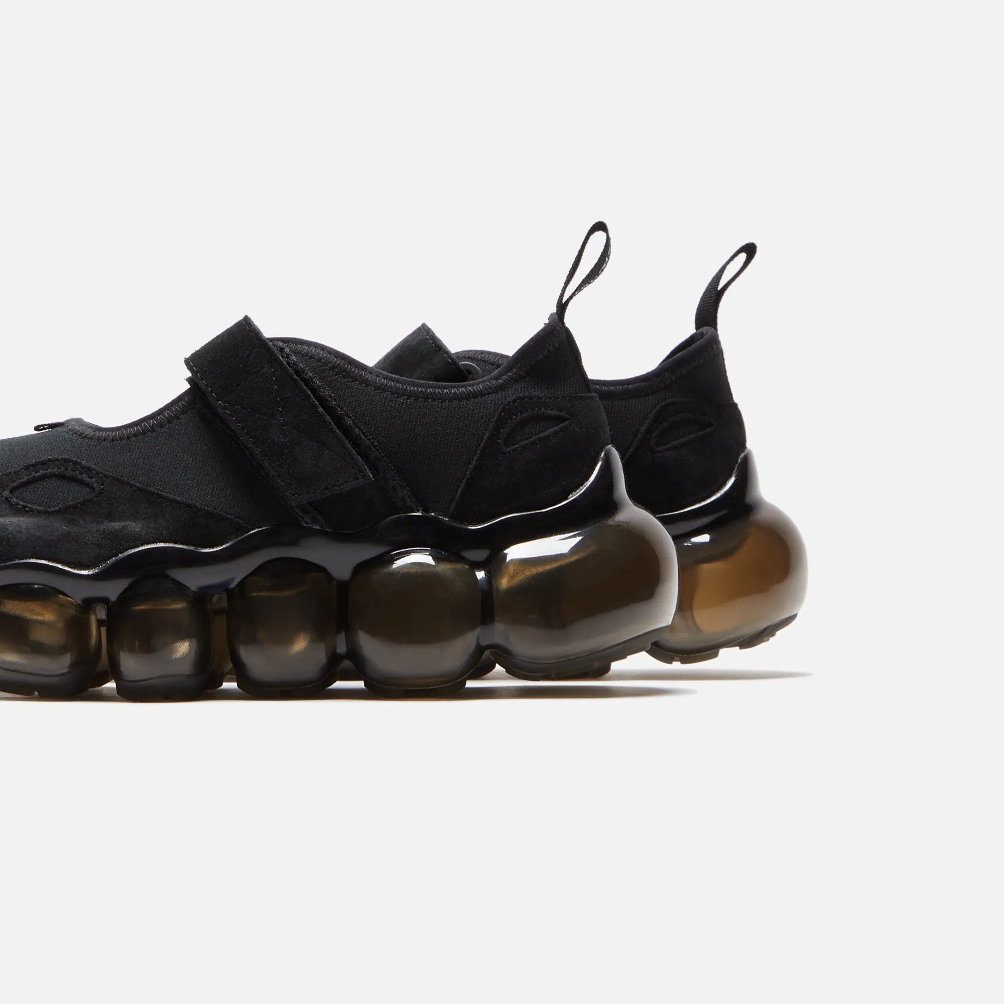 Grounds Jewelry Mary Jane - Black ZipUp Precision Fit Engineering