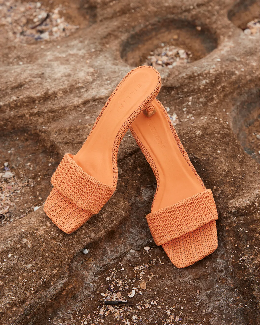 OLGA - NECTARINE RAFFIA Love Note Love Pick