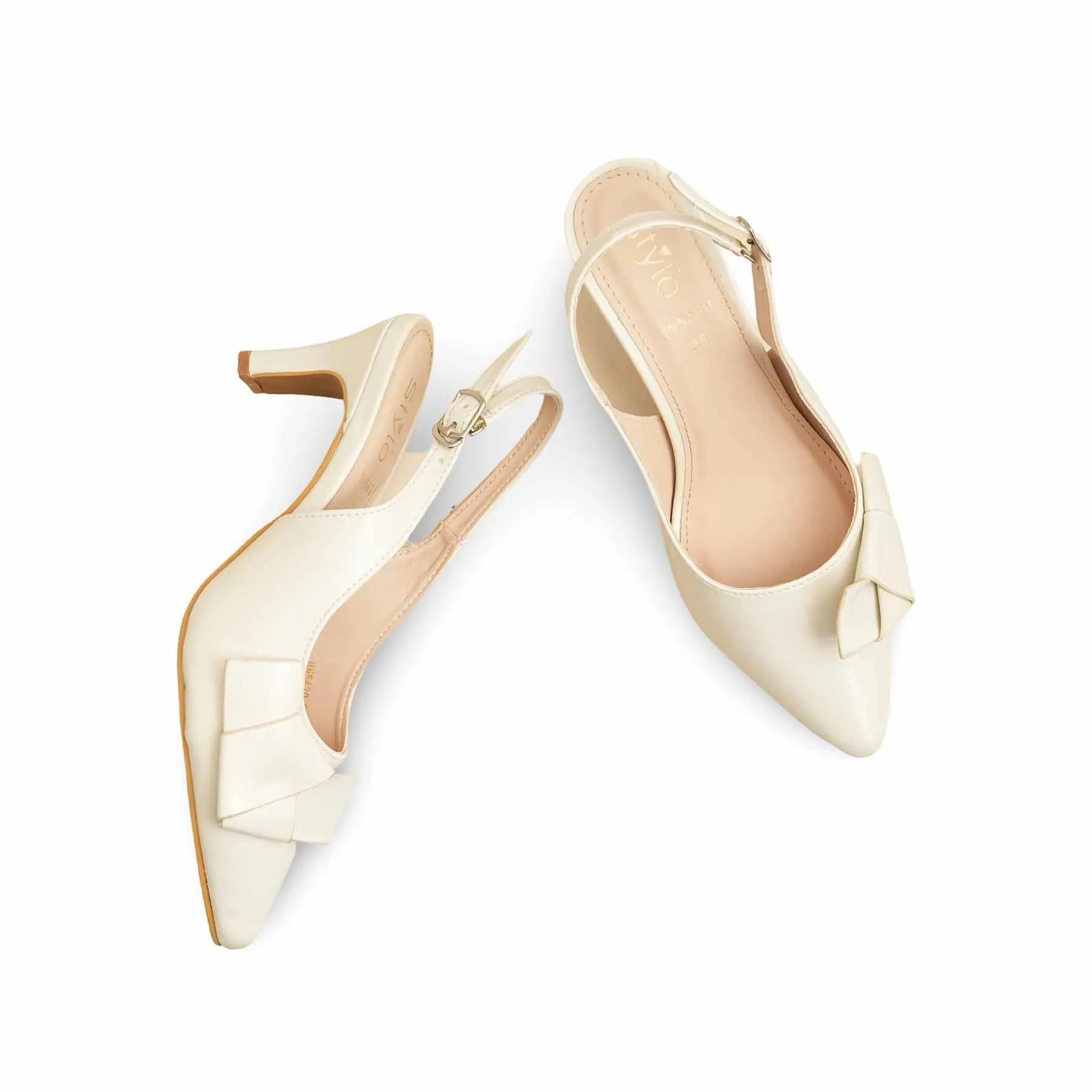 Walk Proud Plus Curve Cream Back Open WN5420