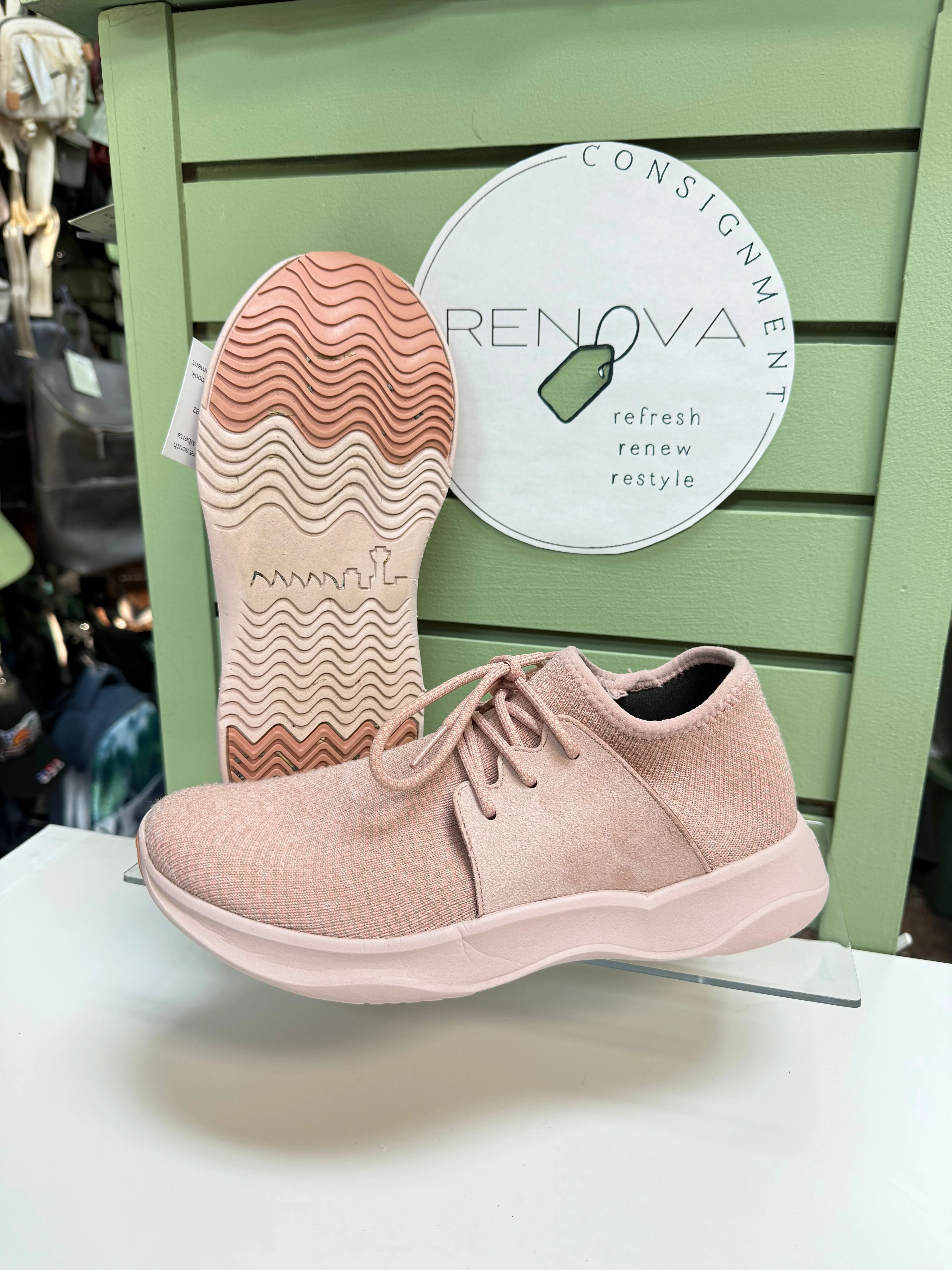 Vessi Everyday Runners (Womens 8) Torque Control Non Slip Heel Grip