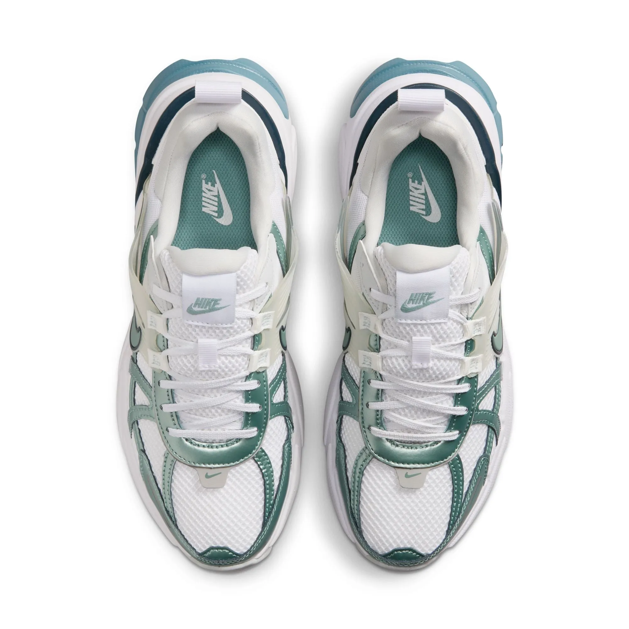 Neat Shape Refined Mood W NIKE V2K RUN