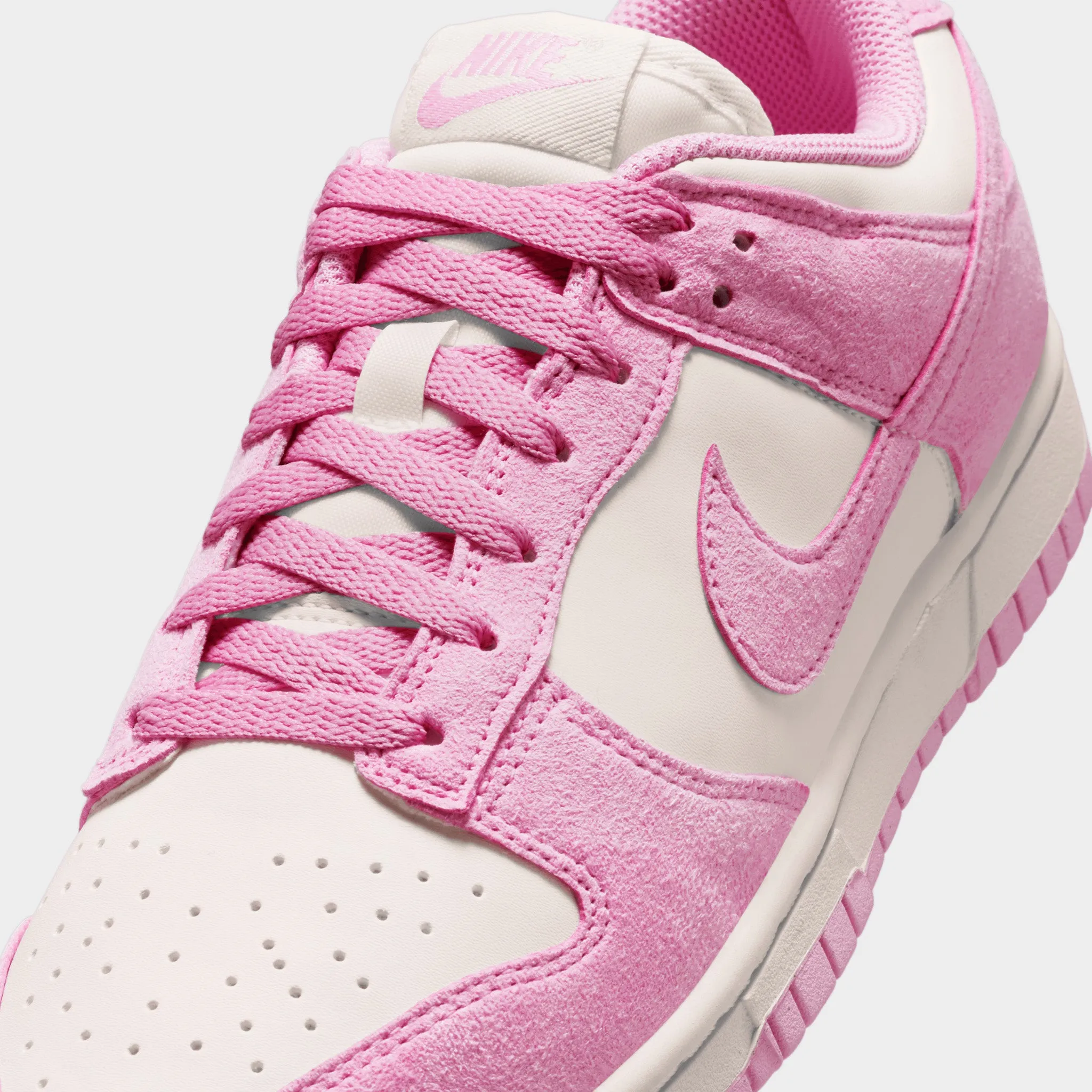 Nike Women's Dunk Low Sail / Pink Rise - Sail Impact-absorbing fit Training Essentials